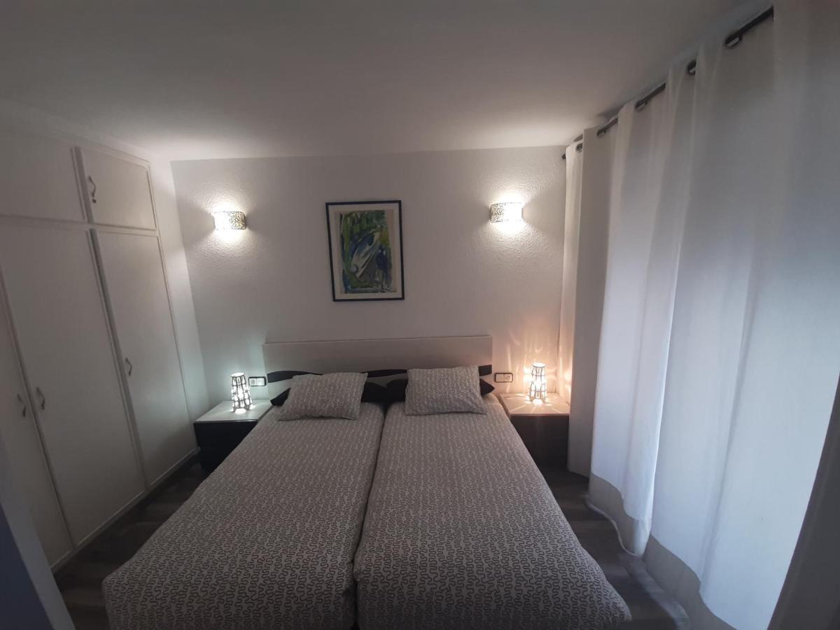 Apartamento En El Centro De Салоу Экстерьер фото